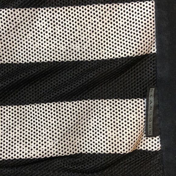 Sean John Tee with Jersey detail and stripes | Large - Picture 3 of 6